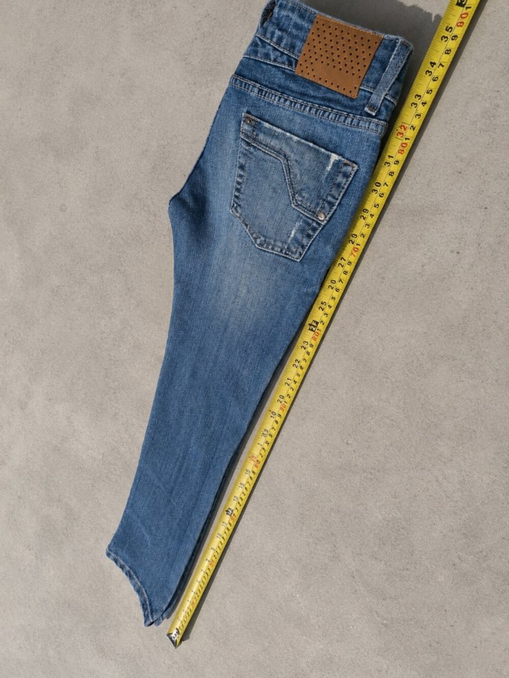Y2K Distressed Skinny Jeans Light Wash Low Rise Denim - Picture 6 of 6